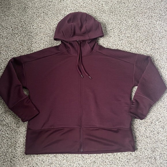 Women’s Maroon Cropped Nike Zip Up Size M - Picture 2 of 4